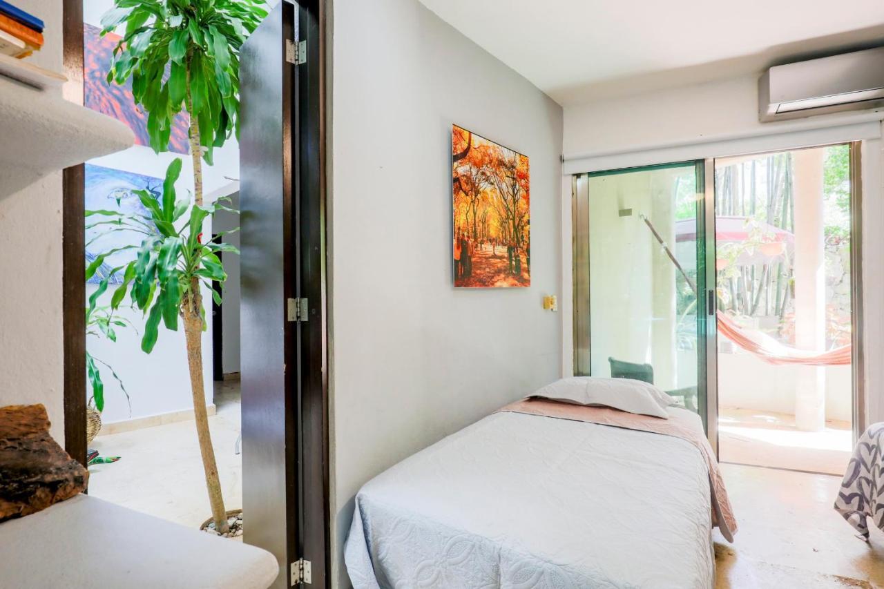 Guest House La Aldea Holistic Experience Cancún Eksteriør bilde